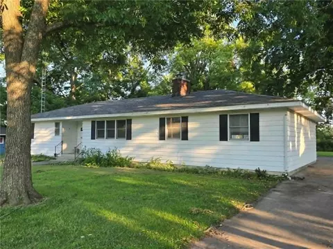 Other - 208 E Bodine Ave, Clinton, MO 64735 photo 3 of 12