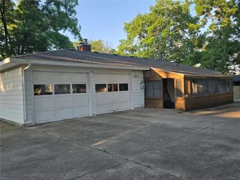 Other - 208 E Bodine Ave, Clinton, MO 64735 photo 4 of 12