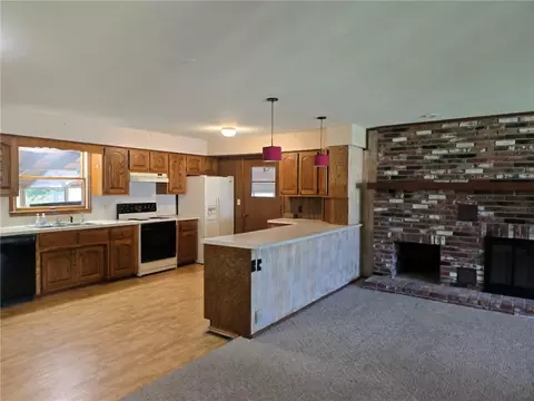 Kitchen - 208 E Bodine Ave, Clinton, MO 64735 photo 2 of 2