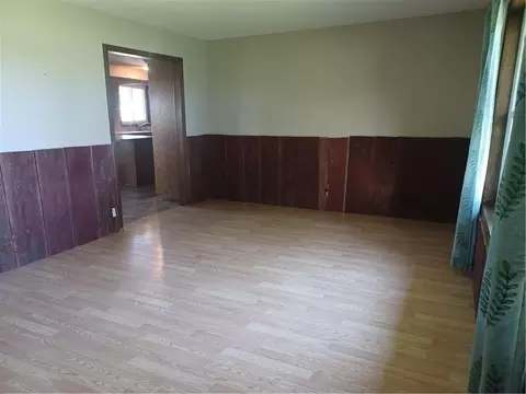 Living - 396 Valley Rd, Bronson, KS 66716 photo 4 of 4