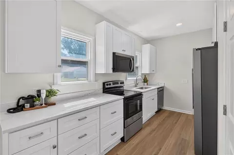 4521 Gibbs Rd, Kansas City, KS 66106