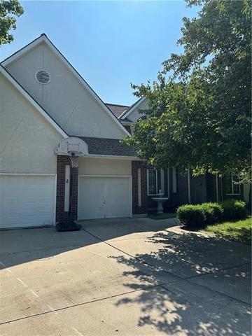 22918 NW Ashford Ct, Blue Springs, MO 64015