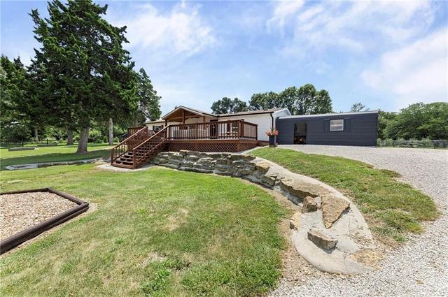 23108 S Eisele Rd, Cleveland, MO 64734