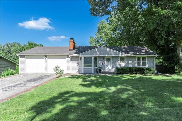 5649 Perry Ln, Merriam, KS 66203