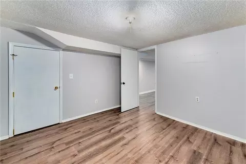 Bedroom - 213 Juniper St, Lees Summit, MO 64064 photo 9 of 9