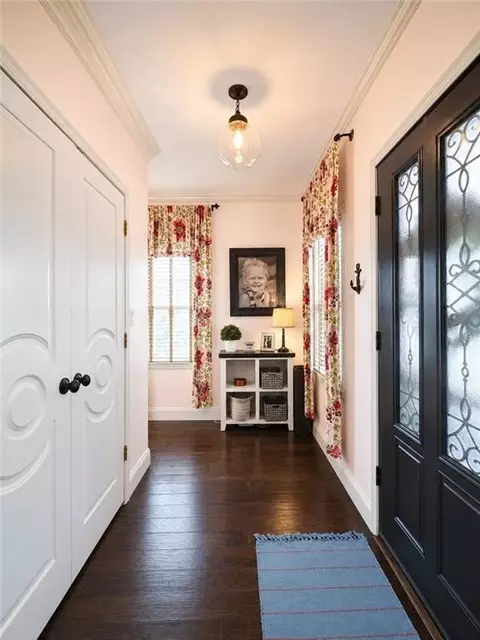Entry Way - 424 E Santa Fe Ave, Marceline, MO 64658 photo 1 of 5