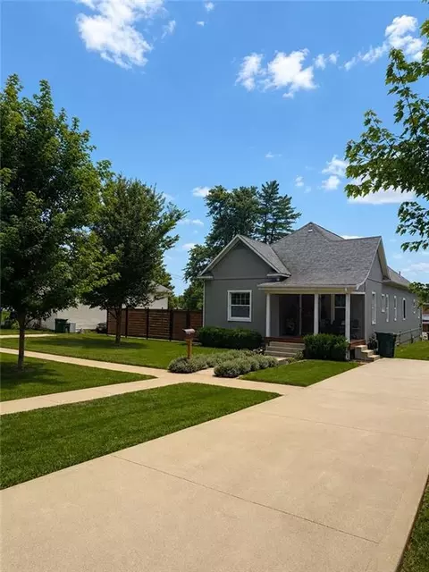 Other - 424 E Santa Fe Ave, Marceline, MO 64658 photo 1 of 4