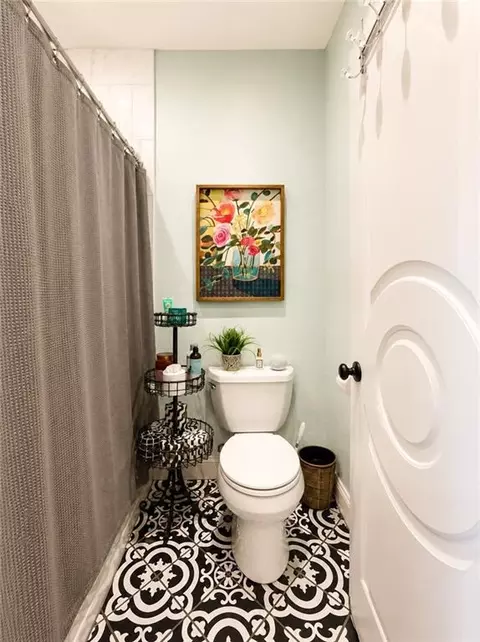 Bath - 424 E Santa Fe Ave, Marceline, MO 64658 photo 5 of 7