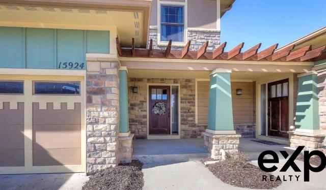 15924 Buena Vista St, Overland Park, KS 66085