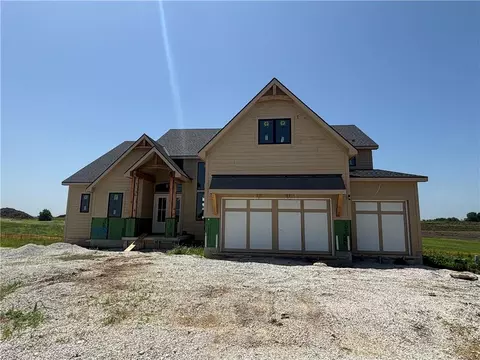9715 W 176th Ter, Overland Park, KS 66221