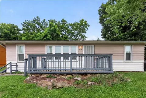 7418 Bales Ave, Kansas City, MO 64132