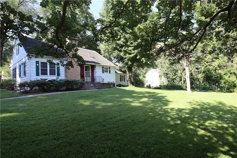 115 E 8th St, Eudora, KS 66025 photo 2