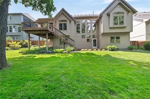 7823 N Cosby Ave, Kansas City, MO 64151