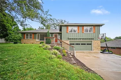 1606 NE 48th Ter, Kansas City, MO 64118