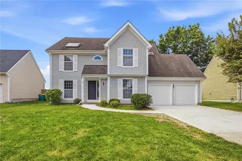 15417 W 94th Ter, Lenexa, KS 66219