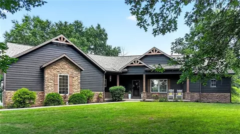 3207 E 20th St, Pittsburg, KS 66762