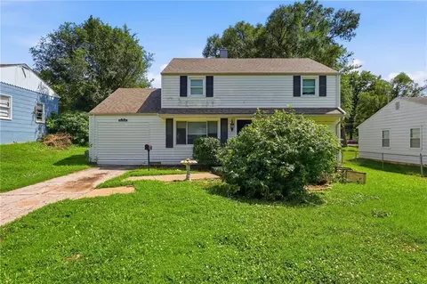 Exterior - 10005 E 35th St, Independence, MO 64052 photo 1 of 5