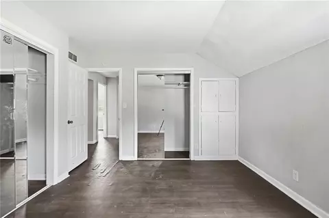 Bedroom - 10005 E 35th St, Independence, MO 64052 photo 5 of 12