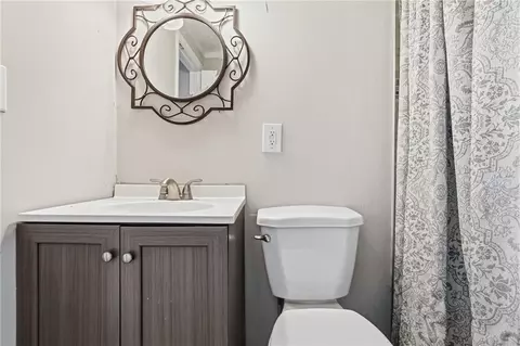 Bath - 10005 E 35th St, Independence, MO 64052 photo 3 of 5