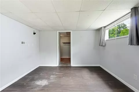 Bedroom - 10005 E 35th St, Independence, MO 64052 photo 12 of 12