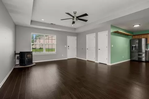612 Mckenna St, Louisburg, KS 66053