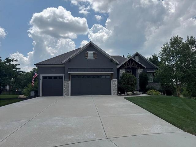 11211 W 171st Ter, Overland Park, KS 66221