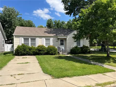 1444 E 24th Ave, North Kansas City, MO 64116