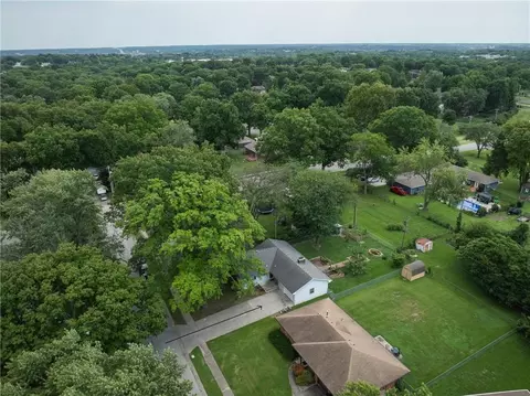 View/Area - 14705 E 39th Ter, Independence, MO 64055 photo 3 of 4