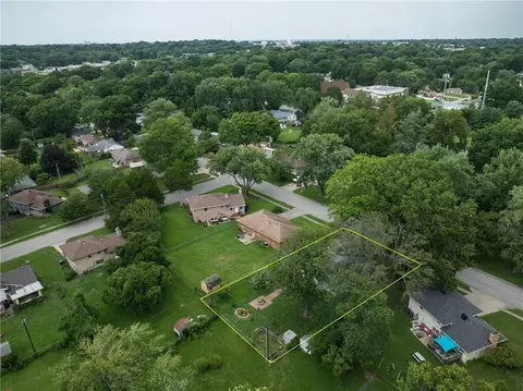 View/Area - 14705 E 39th Ter, Independence, MO 64055 photo 2 of 4