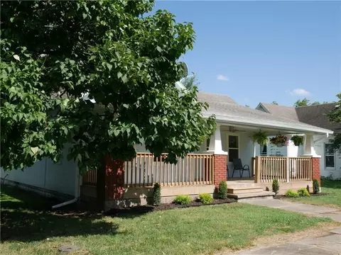 409 N Main St, Blackburn, MO 65321 photo 2