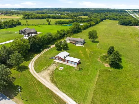 View/Area - 13520 S Sam Moore Rd, Lone Jack, MO 64070 photo 1 of 8