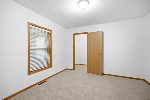 Bedroom - 13520 S Sam Moore Rd, Lone Jack, MO 64070 photo 5 of 6