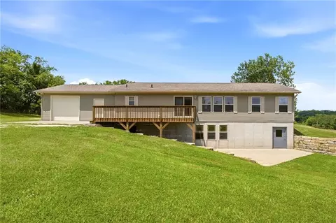 Exterior - 13520 S Sam Moore Rd, Lone Jack, MO 64070 photo 8 of 12