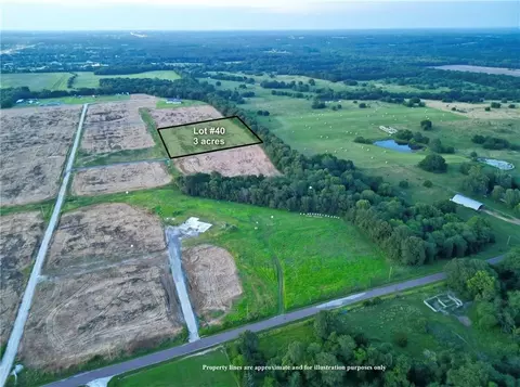lot Apt 40 Smasal Rd, Sedalia, MO 65301