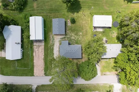 514 E 7th St, Hamilton, MO 64644 photo 38
