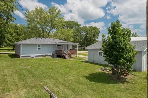 514 E 7th St, Hamilton, MO 64644 photo 5