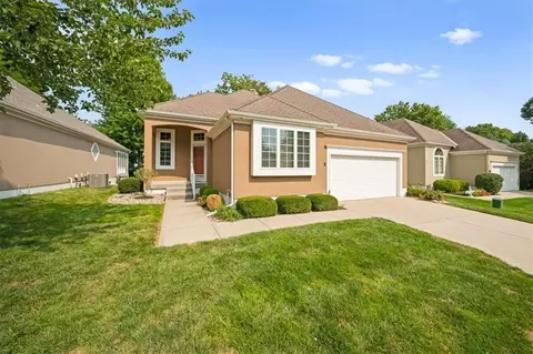 13325 Washington Ct, Kansas City, MO 64145