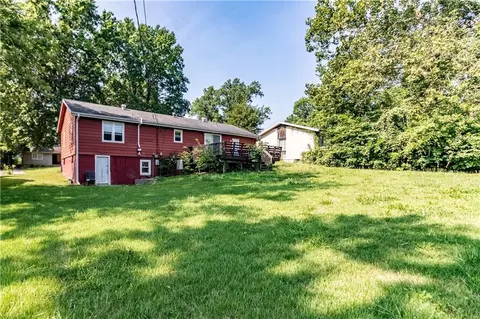 403 Benjamin Dr, Warrensburg, MO 64093 photo 6