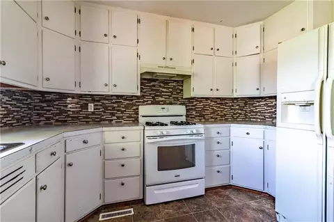 403 Benjamin Dr, Warrensburg, MO 64093 photo 20