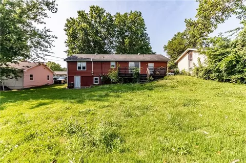 403 Benjamin Dr, Warrensburg, MO 64093 photo 4