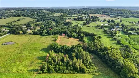 View/Area - 33403 E Nebgen Rd, Grain Valley, MO 64029 photo 10 of 13