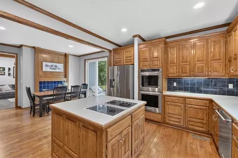 Kitchen - 33403 E Nebgen Rd, Grain Valley, MO 64029 photo 5 of 9