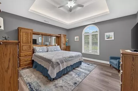Bedroom - 33403 E Nebgen Rd, Grain Valley, MO 64029 photo 11 of 13
