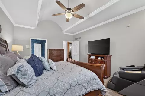 Bedroom - 33403 E Nebgen Rd, Grain Valley, MO 64029 photo 10 of 13