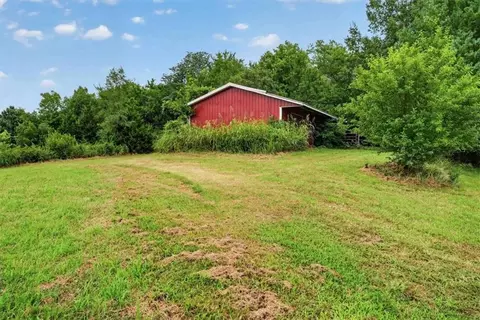 Exterior - 33403 E Nebgen Rd, Grain Valley, MO 64029 photo 16 of 22