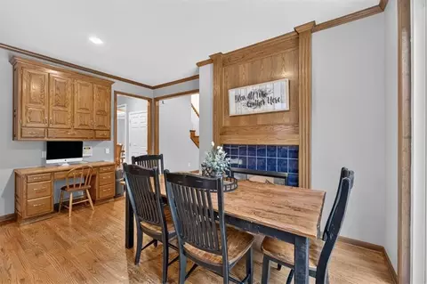 Dining - 33403 E Nebgen Rd, Grain Valley, MO 64029 photo 6 of 7
