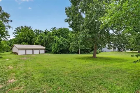 Exterior - 33403 E Nebgen Rd, Grain Valley, MO 64029 photo 21 of 22