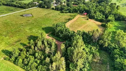 View/Area - 33403 E Nebgen Rd, Grain Valley, MO 64029 photo 11 of 13