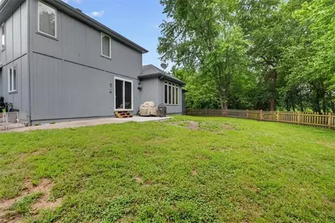 Exterior - 33403 E Nebgen Rd, Grain Valley, MO 64029 photo 9 of 22