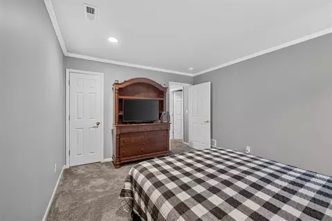 Bedroom - 33403 E Nebgen Rd, Grain Valley, MO 64029 photo 7 of 13